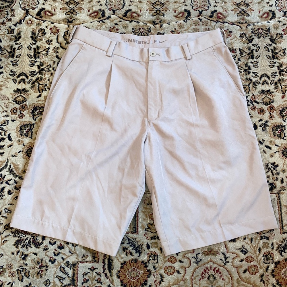 Nike Flex Dri Fit Golf Shorts Men 33 Ivory Standard Fit Inseam 11” Stretch NEW